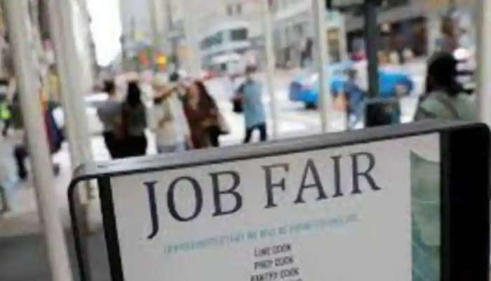 UAE Unemployment: ஐக்கிய அரபு அமீரகத்தில் வெளிநாட்டினருக்கும் வேலையின்மை காப்பீடு உண்டா title=