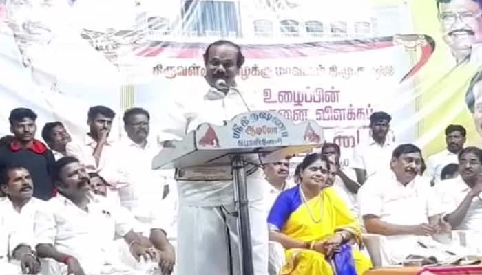 செருப்பை தலையில் சுமந்த சமூதாயத்தினர் இப்போது மேயர்கள் - லியோனி சர்ச்சை பேச்சு