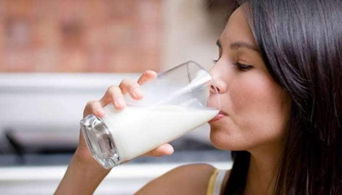 Raw Milk: பசும்பால் குடிப்பது நல்லதா, கெடுதலா; ஷாகிங் உண்மை