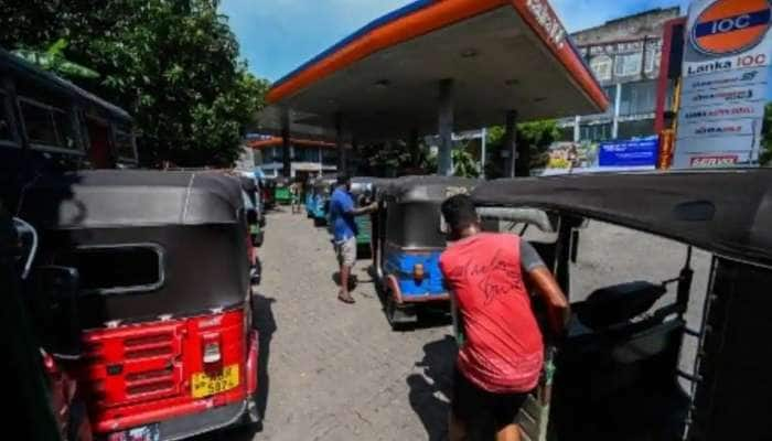 Fuel Queue: இலங்கை மக்களின் வாகனம் மற்றும் உணவுக்கான நீண்ட காத்திருப்பு க்யூ