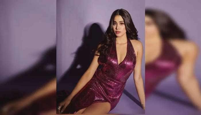 Viral photos of Jhanvi kapoor trends the social media