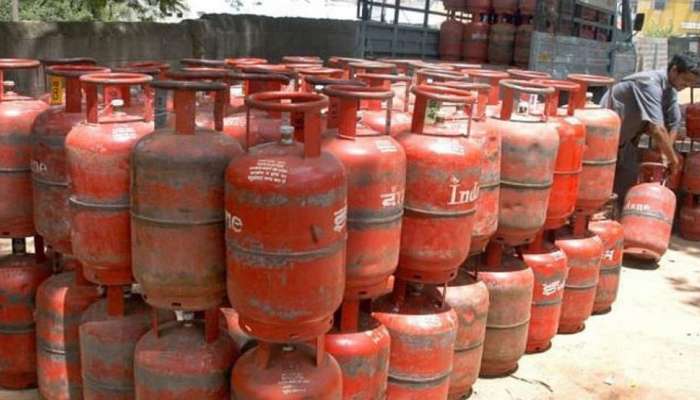 அதிர்ச்சி செய்தி: இன்று முதல் LPG Connection பெற அதிக செலவாகும் title=