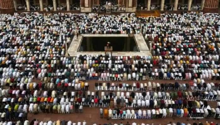 Eid al Adha: பல்வேறு நாடுகளிலும் தியாகத் திருநாள் பக்ரீத் தொழுகைகள்