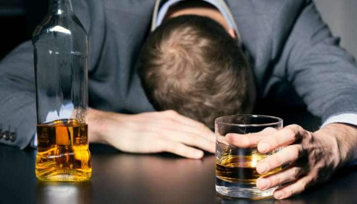 Alcohol Drinking Age: இந்த வயதினர் மது அருந்தவே கூடாதாம்! எச்சரிக்கும் ஆய்வு  title=