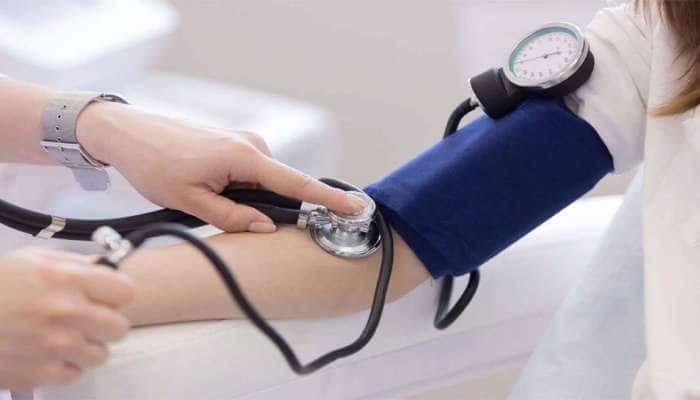 High Blood Pressure: தண்ணீர் குடிப்பதால் இரத்த அழுத்தம் குறையுமா? title=