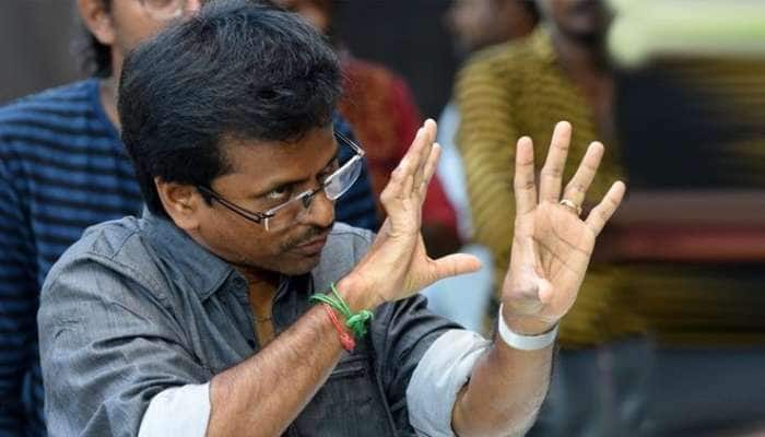 கழட்டிவிட்ட விஜய்! இரண்டு சூப்பர் ஸ்டார்களை இயக்கப்போகும் ஏஆர் முருகதாஸ்! 