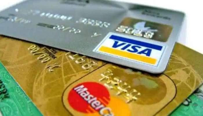 ATM vs Debit Cards: இரண்டு கார்டுகளுக்கும் உள்ள வித்தியாசம் என்ன தெரியுமா? title=
