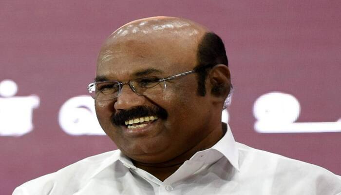 அதிமுகவில் அடுத்த பஞ்சாயத்து... சீரியஸா எடுத்துக்காதீங்க என்று ஜெயக்குமார் விளக்கம் title=