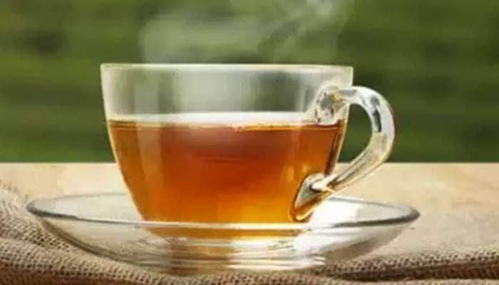Green Tea அதிகமாக குடிப்பவர்கள் ஜாக்கிரதை: பக்க விளைவுகள் பாடாய் படுத்தும்