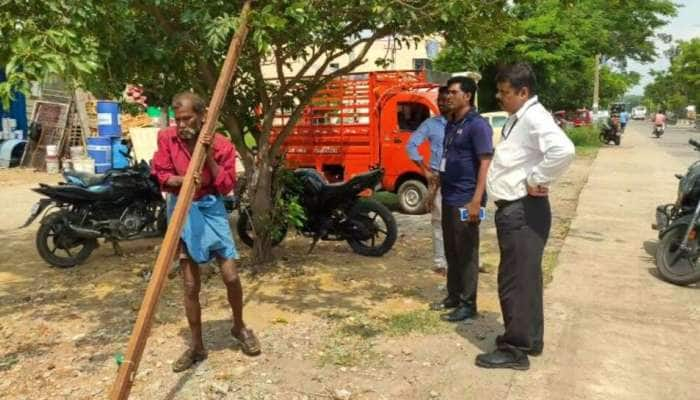 அந்த மனசு தான் சார் கடவுள் - பசியால் திருடிய நபருக்கு சாப்பாடு கொடுத்து அனுப்பி வைத்த நெகிழ்ச்சி title=