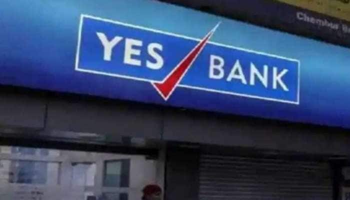 YES Bank-க்கு பெரும் பின்னடைவு: நியாயமற்ற கடன் பரிவர்த்தனைகள் மீது நடவடிக்கை