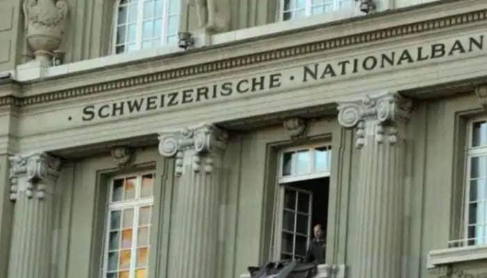 சுவிஸ் வங்கியில் கருப்பு பண முதலீடு... 4வது பட்டியலை பெற்றது இந்தியா..!! title=