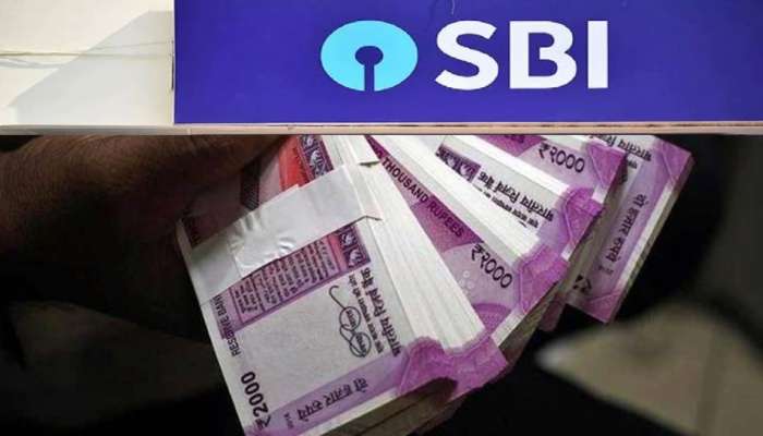 SBI FD Rate Hike: கோடிக்கணக்கான வாடிக்கையாளர்களுக்கு பம்பர் பரிசு அளித்த SBI  title=