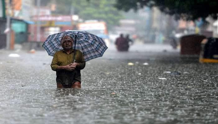 சமாளிக்க தயாராக இருங்கள் - கனமழை குறித்து மாவட்ட ஆட்சியர்களுக்கு அரசு உத்தரவு title=