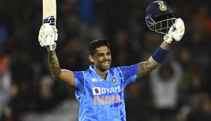 Suryakumar Yadav Record: சுத்தி சுத்தி அடிக்கும் சூர்யகுமார் யாதவ்... குவியும் சாதனைகள் title=