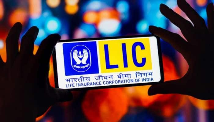 LIC Jeevan Azad Plan: ரூ. 25,000 முதலீடு செய்து ரூ. 5,00,000 திரும்ப பெறலாம்!