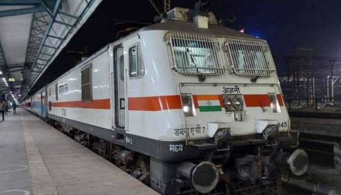 IRCTC: இனி ரயிலில் 70 வகையான உணவுகளை குறைவான விலையில் சாப்பிடலாம்..! title=