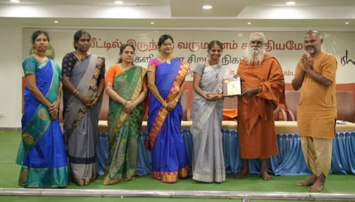 'வீட்டிலிருந்தே வருமானம் சாத்தியமே' - ஈஷாவின் மகளிர் தின நிகழ்ச்சி... சாதனை பெண்களுக்கு விருது! title=