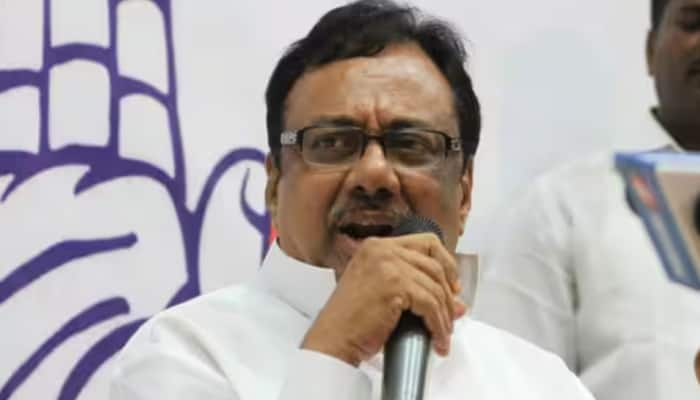 EVKS Elangovan: ஈவிகேஎஸ் இளங்கோவனுக்கு உடல்நலக்குறைவு... மருத்துவமனையில் அனுமதி! title=