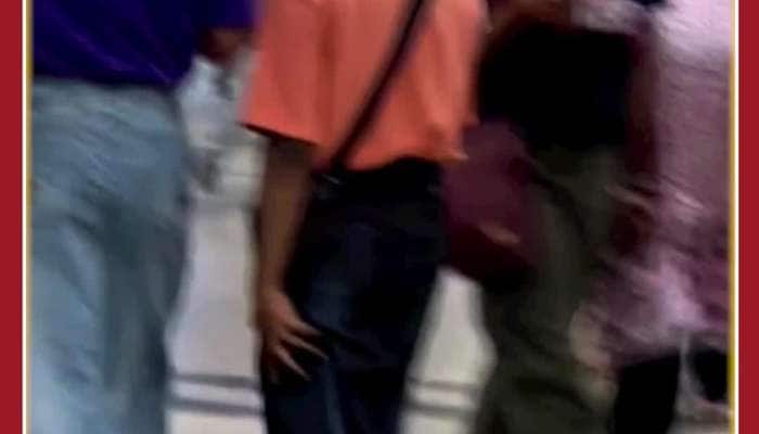 Delhi Metro Viral Video: Boy Travels in Skirt 