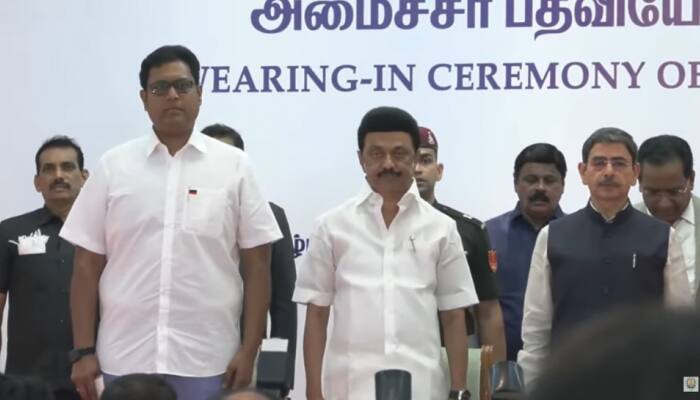 Minister TRB Raja: அமைச்சராக பொறுப்பேற்றார் டிஆர்பி ராஜா title=