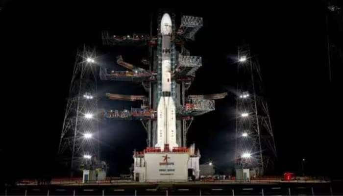 ISRO: விண்ணில் சீறிப் பாய்ந்தது  GSLV-F12 ராக்கெட்!