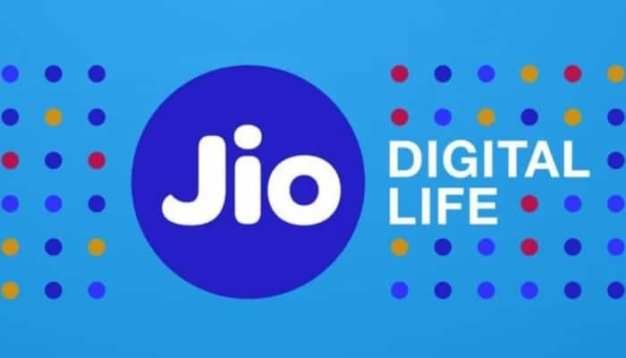 Jio offers: ஜியோவின் அதிரடி சிறப்பு ஆபர்! வாடிக்கையாளர்களுக்கு மகிழ்ச்சியான செய்தி!