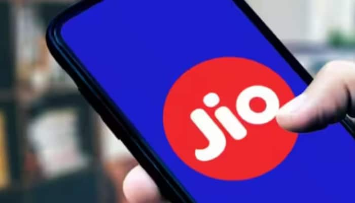 Jio Recharge Plans: பயனர்களுக்கு சூப்பர் ஆபரை வழங்கிய ஜியோ! 2 ஜிபி டேட்டா வழங்குகிறது! title=