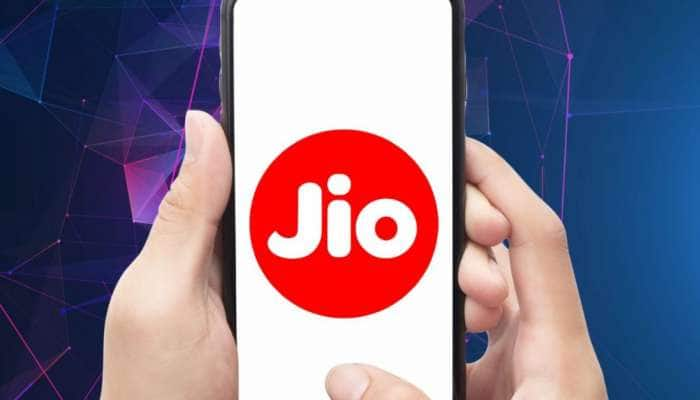 Jio Prepaid Recharge: தினசரி 2GB டேட்டாவுடன் ஜியோவின் புதிய ரீசார்ஜ் திட்டம்! 