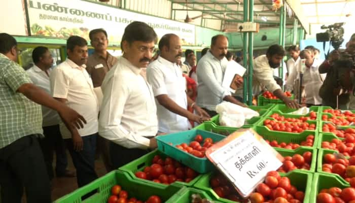 ரேசன் கடைகளில் தக்காளி... விலை உயர்வு தொடருமா - அமைச்சர் பெரியகருப்பன் பதில் என்ன? title=