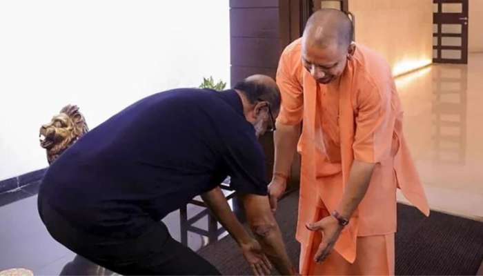 யோகிகள்,சன்னியாசிகள் காலில் விழுவது எனது வழக்கம் - நடிகர் ரஜினிகாந்த் 