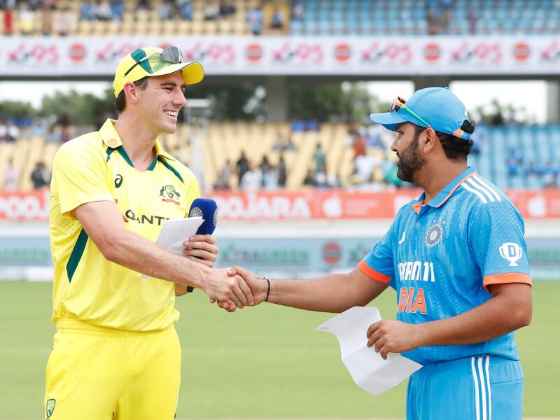 IND vs AUS: ஷ்ரேயாஸ் ஐயருக்கு விட்டுக்கொடுத்த விராட்... அணியில் ஸ்டார்க், மேக்ஸ்வெல் - மாற்றங்கள் என்ன?