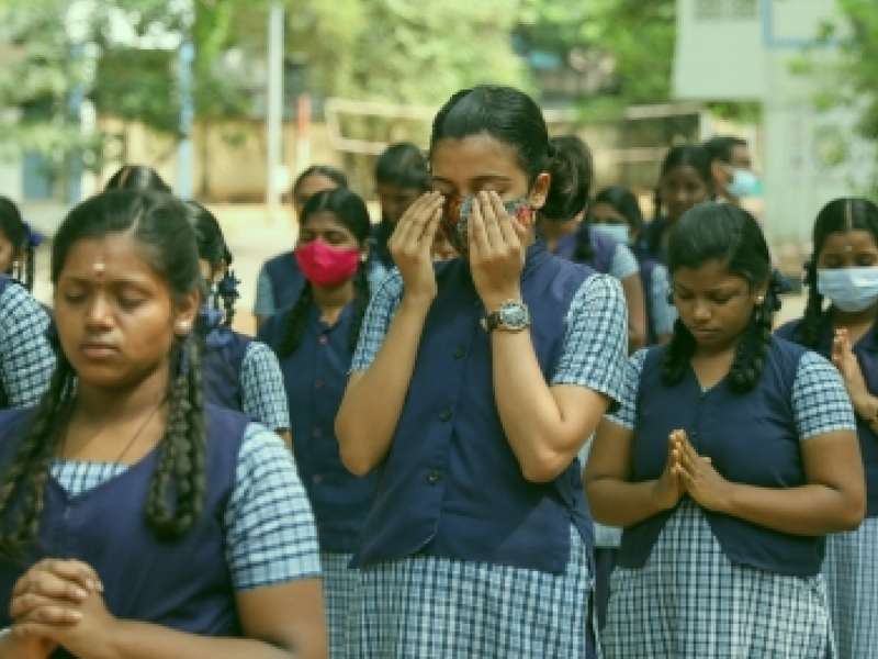 Replace India With Bharat: இனி பள்ளிப் புத்தகங்களில் இந்தியாவுக்குப் பதிலாக “பாரத்” ? NCERT பரிந்துரை title=