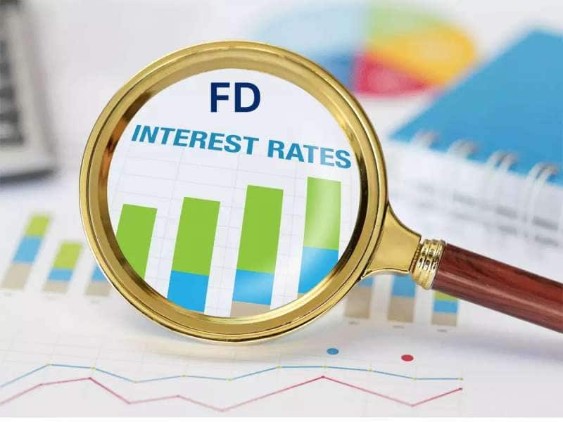 Interest Rates: வட்டி இன்னும் அதிகமாகப் போகுது! குஷியில் மக்கள், கடன் வாங்கியவர்களின் நிலை?