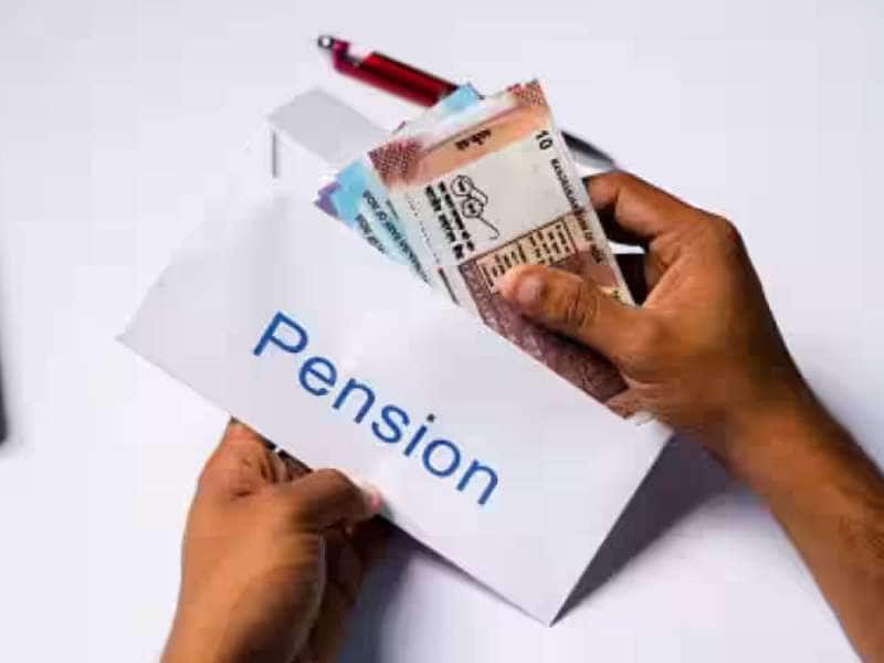 New Pension Rules: அரசு ஊழியர்களுக்கு மிகப்பெரிய செய்தி.... முக்கிய விதிகளில் மாற்றம்