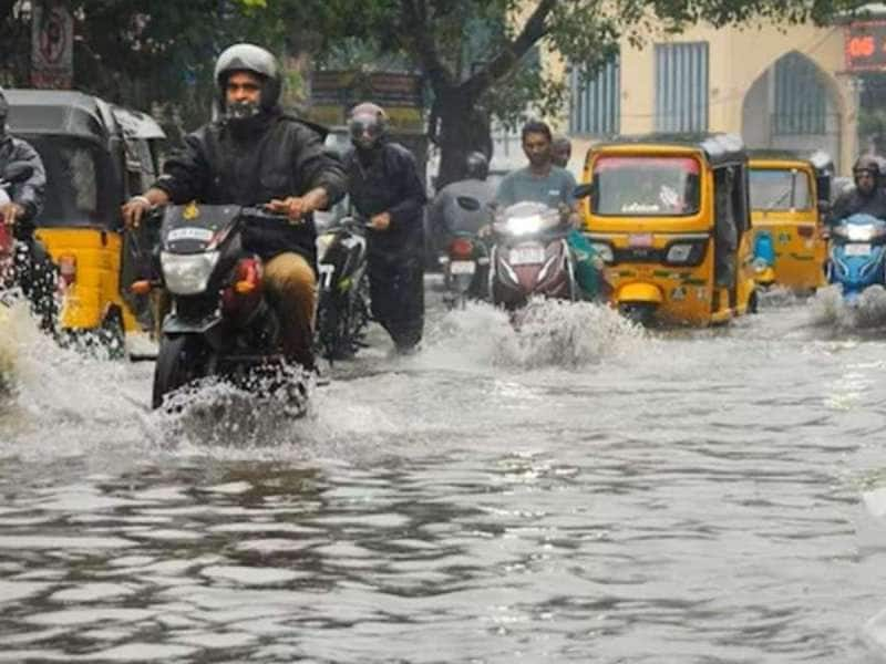 கனமழை காரணமாக இந்த மாவட்டங்களில் பள்ளி, கல்லூரிகளுக்கு விடுமுறை! title=