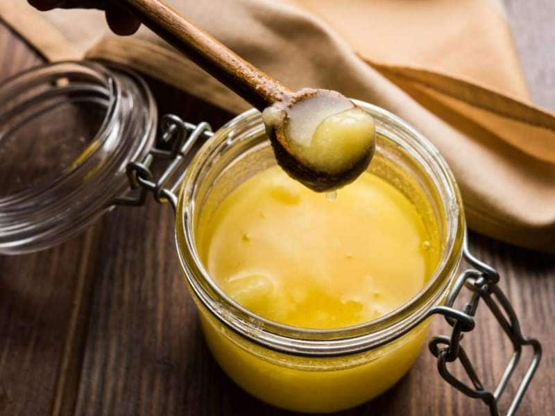 Ghee Benefits: உடல் எடையை குறைக்கணுமா? நெய்யை இந்த முறையில் தினசரி சாப்பிடுங்க! 