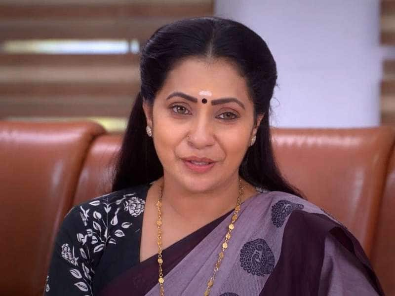 Maari Serial : மாரியை தத்தெடுக்க முடிவு எடுத்த பார்வதி.. தாராவுக்கு காத்திருந்த அதிர்ச்சி title=