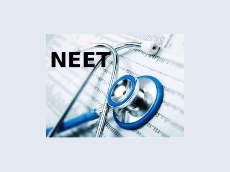 நீட் தேர்வுன்னாலே பிரச்சனையா? முதுகலை பல் மருத்துவ நுழைவுத் தேர்வு ஒத்திவைப்பு கோரிக்கை!