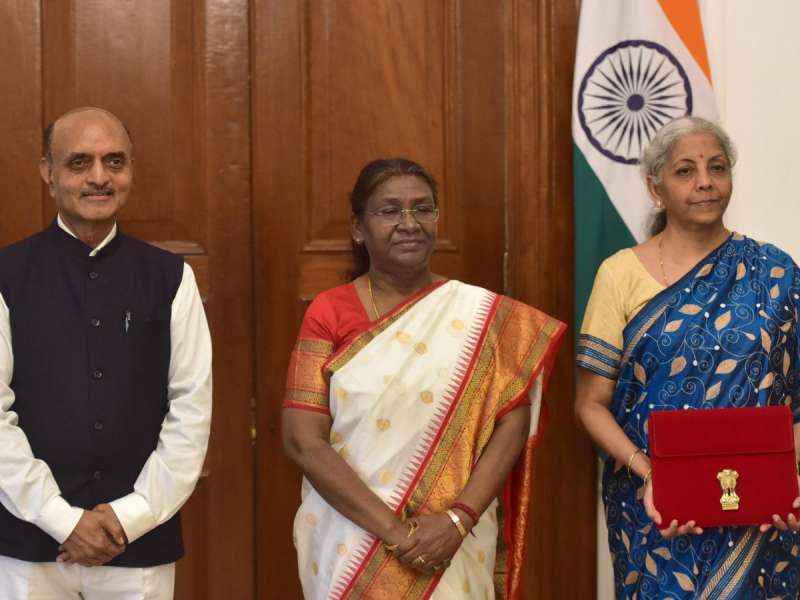 Economic Survey : பொருளாதார ஆய்வறிக்கையை மத்திய அரசு ஏன் தாக்கல் செய்யவில்லை?