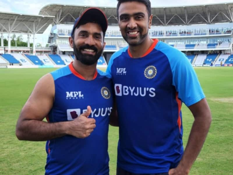 Ravichandran Ashwin: அஸ்வின் எப்போது வேண்டுமானாலும் வந்து பந்துவீசுவார் - தினேஷ் கார்த்திக்  title=