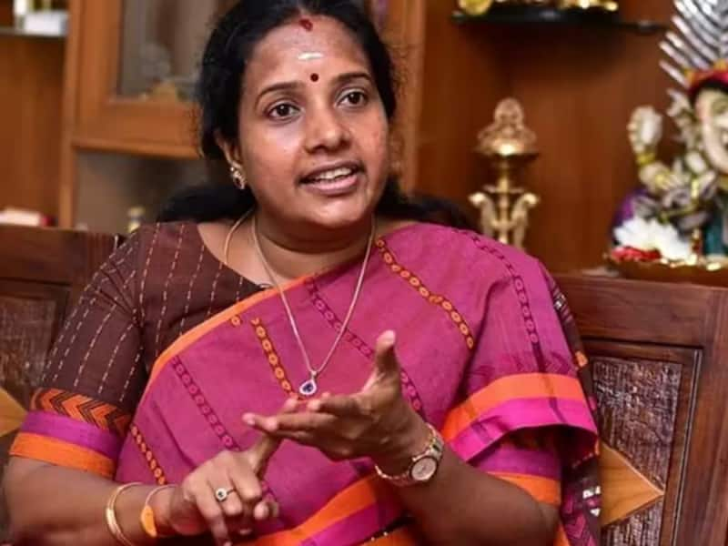 'பிரதமரை தரக்குறைவாக பேசிய முதல்வர் ஸ்டாலின்' - வானதி ஸ்ரீனிவாசன் கண்டனம் title=