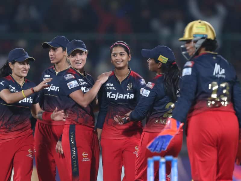 WPL 2024 Final: சாம்பியன் பட்டத்தை வென்றது ஆர்சிபி - இறுதியில் நிறைவேறிய ஈ சாலா கப் கனவு!