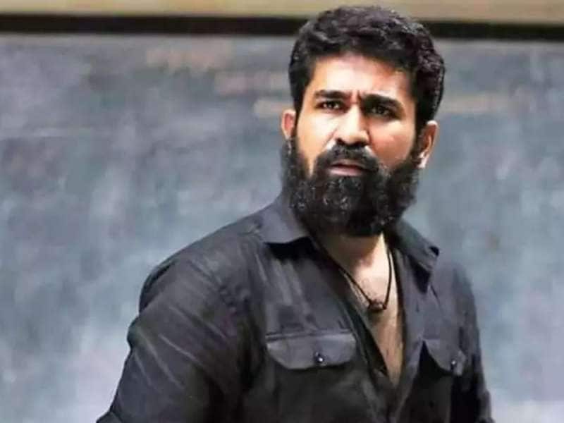 விஜய் ஆண்டனி அரசியலுக்கு வருவாரா இல்லையா? அவரே கூறிய பதில்!