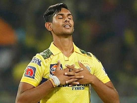 MI vs CSK: சென்னை அணிக்கு பெரும் பின்னடைவு! முக்கிய வீரர் விலகல்!