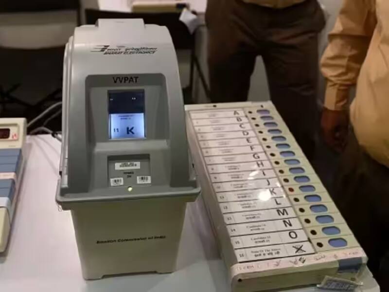 தாமரையில் 1 முறை ஓட்டுப்போட்டா... பாஜகவுக்கு விழும் 2 வாக்குகள்... EVM குளறுபடி - பகீர் சம்பவம்!