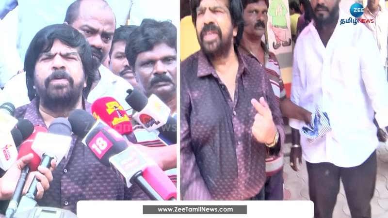 T Rajendar casts his vote in chennai 