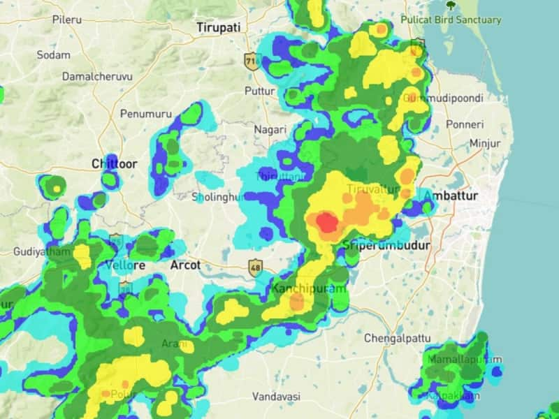 இரவில் கொட்டப்போகுது மழை... ரெட் தக்காளி அலெர்ட் - இந்த மாவட்டங்களுக்கு எச்சரிக்கை!