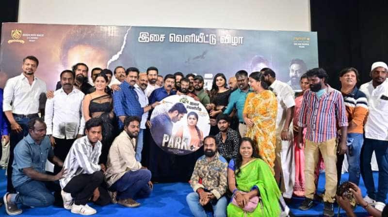 இயக்குநருக்குக் கதைப்பிடிப்பும் கதாநாயகிக்குச் சதைப்பிடிப்பும் தேவை: பேரரசு 