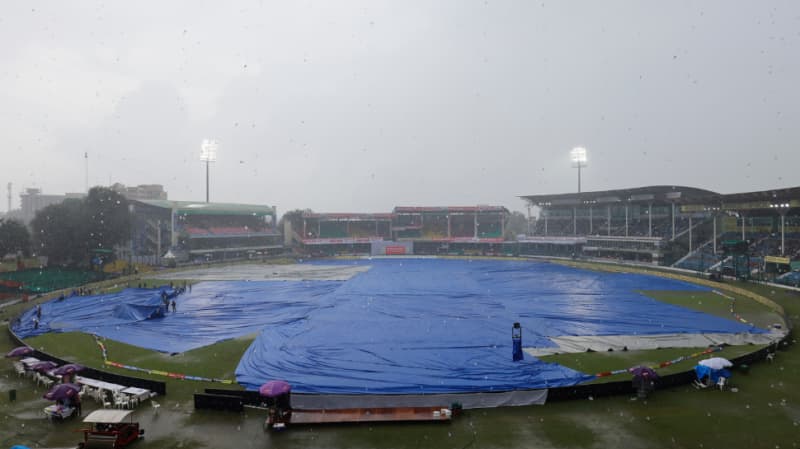 IND vs BAN: கான்பூர் டெஸ்ட்... 2வது நாள் ஆட்டம் நடக்குமா நடக்காதா - வானிலை ரிப்போர்ட் இதோ!